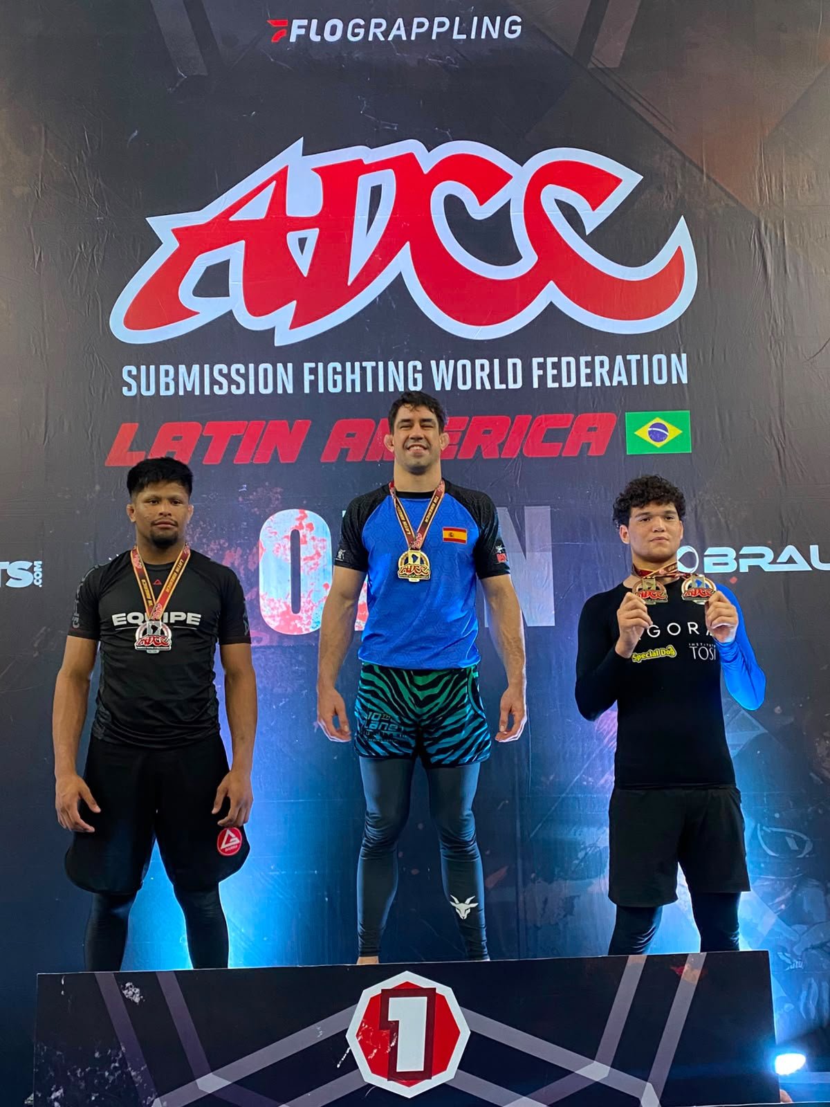 Roger Domínguez en el 1er lugar del podio, ADCC Open